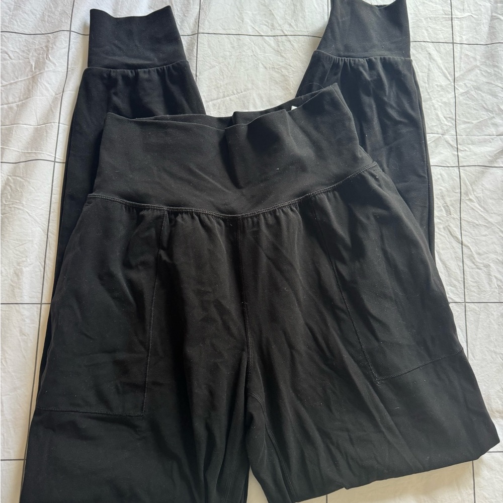 Athleta Salutation High Rise Joggers in Black Size XS